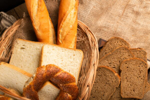 Existem muitos tipos de pães para saborearmos no café da manhã. Conheça os melhores pães para poder ter uma ótima refeição ao acordar.